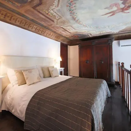 Lux Palace Prime